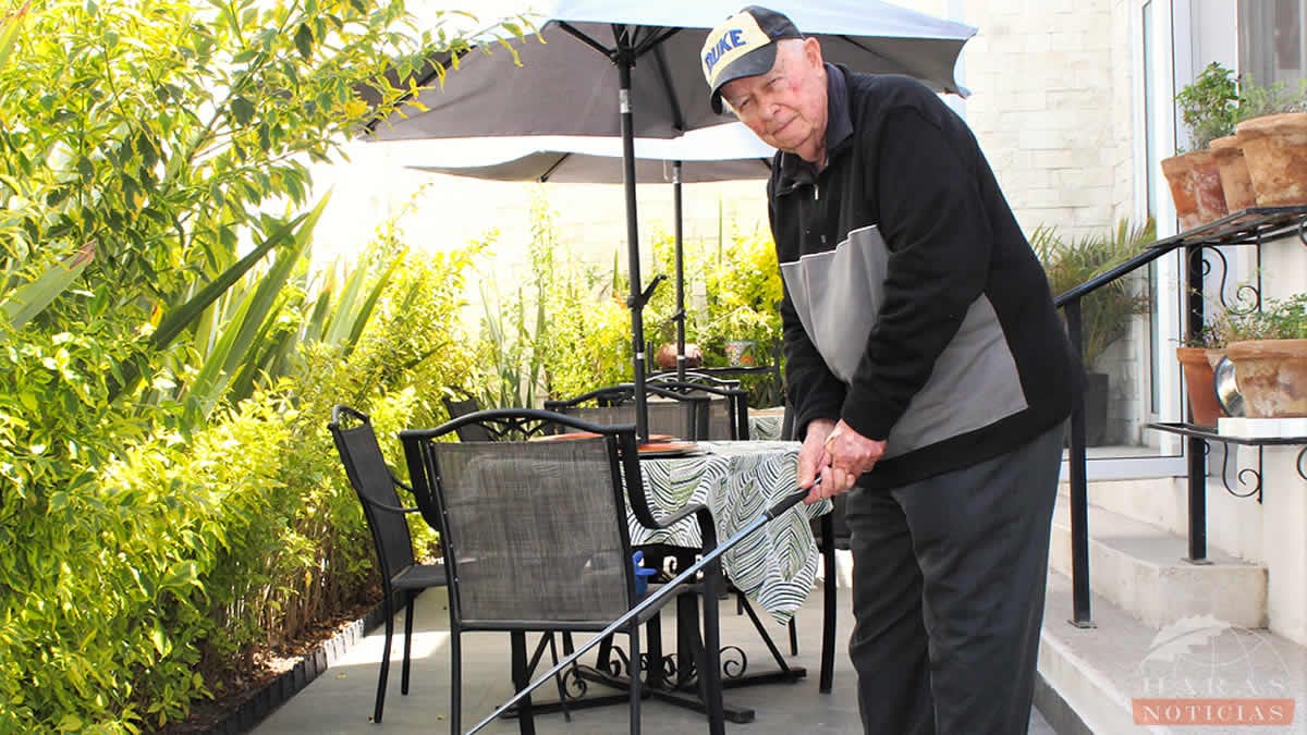 Bill viviendo a gusto en su casa en Haras.