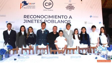 Reconocen a jinetes poblanos por su actuación nacional e internacional